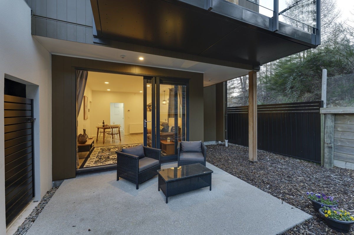 15/20 George Bullen Lane, Arthurs Point, Queenstown - Carousel 19