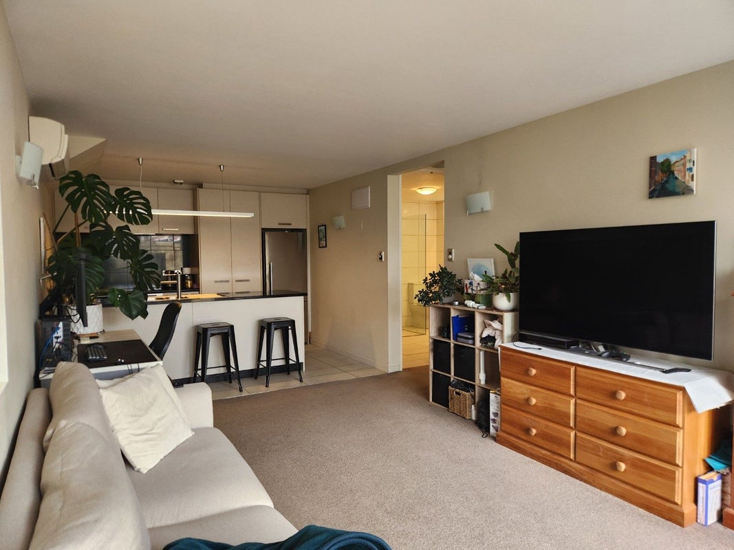 105 Austin Street, Mount Victoria, Wellington - Carousel 1