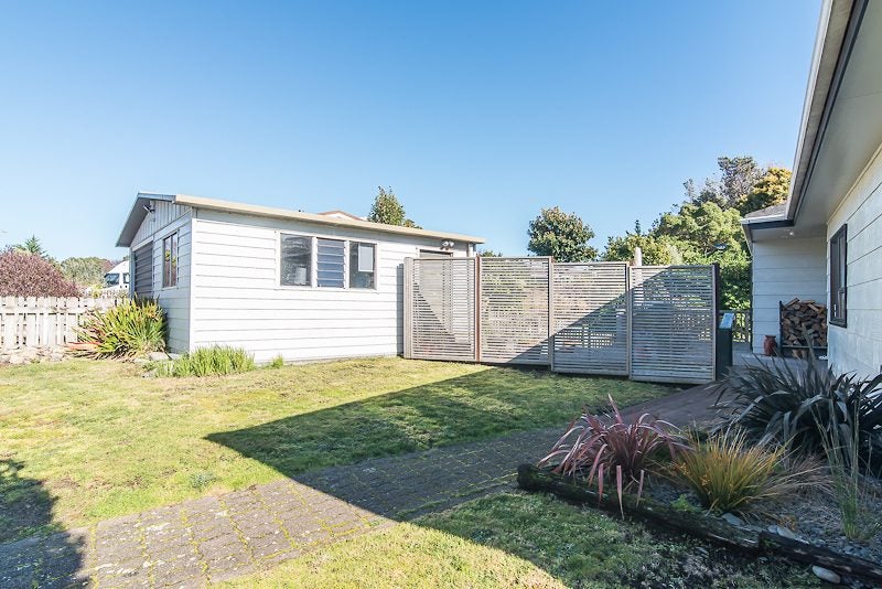 21 Pitoitoi Street, Otaihanga, Paraparaumu - Carousel 20