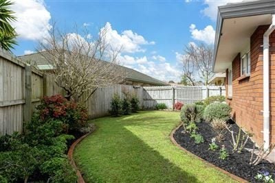 2/23 Tarnica Road, Northpark, Auckland - Carousel 19
