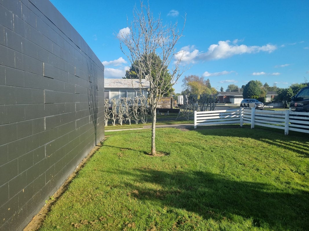 19 Pohutukawa Drive, Tokoroa, Tokoroa - Carousel 2