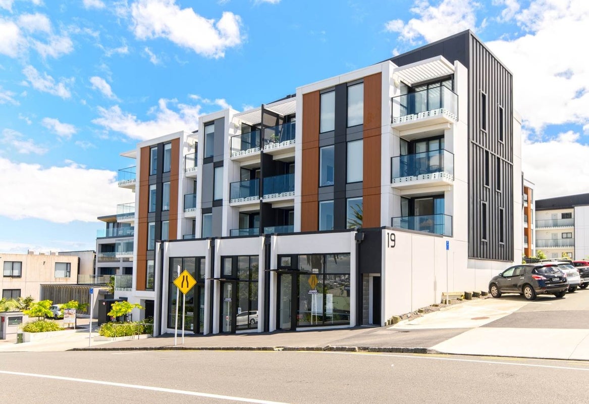 316/19 Rawene Road, Birkenhead, Auckland - Carousel 1