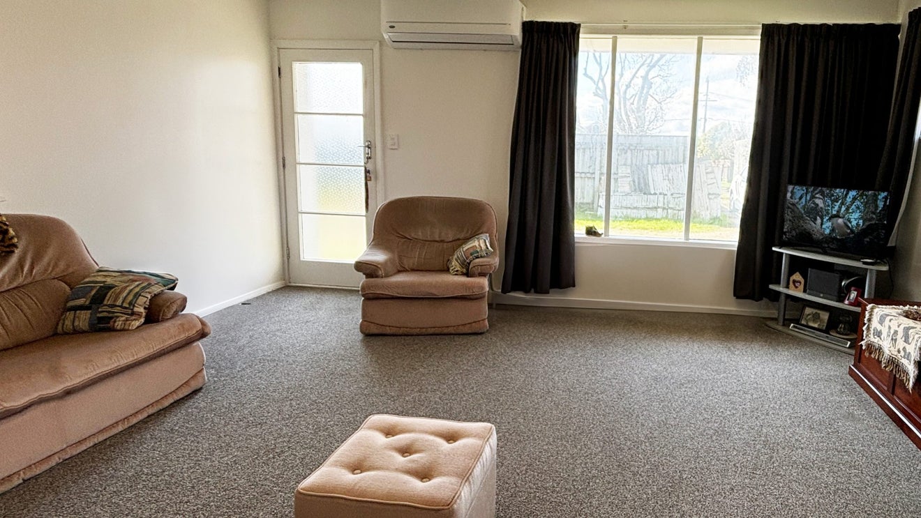 4/28 Islington Street, Trentham, Upper Hutt - Carousel 2
