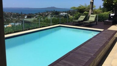 3 Shearwater Rise, Rothesay Bay, Auckland - Carousel 1
