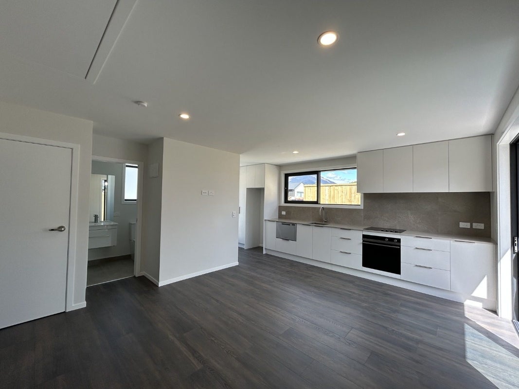 46 Kernel Loop, Jacks Point, Queenstown - Carousel 2