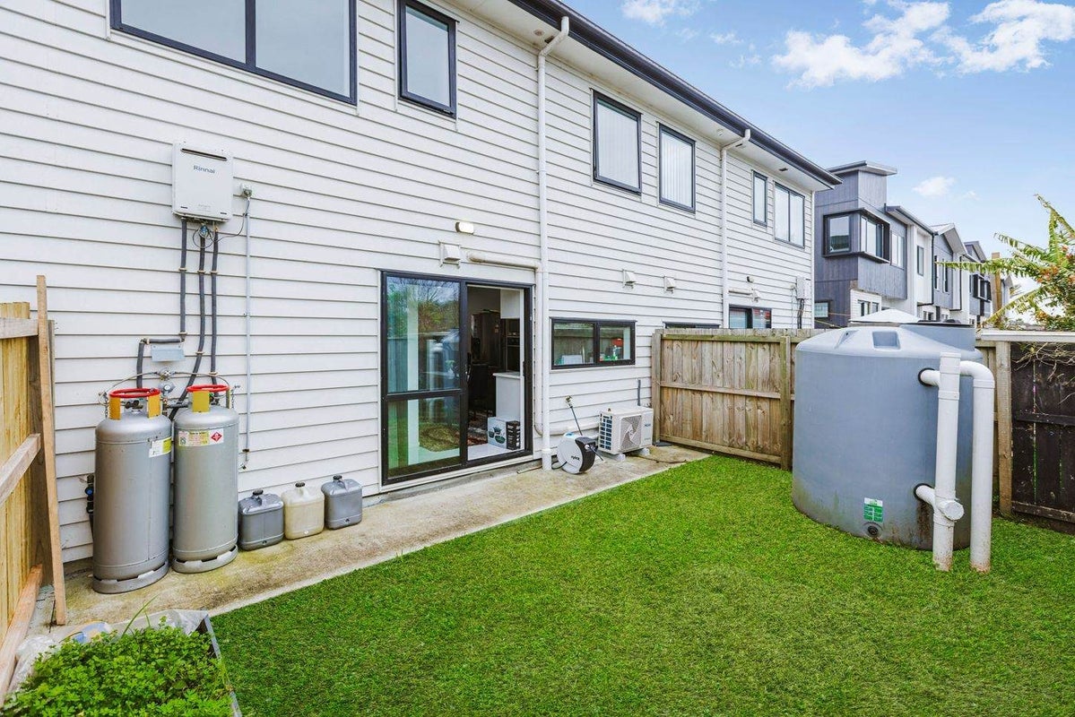 23E Motatau Road, Papatoetoe, Auckland - Carousel 7