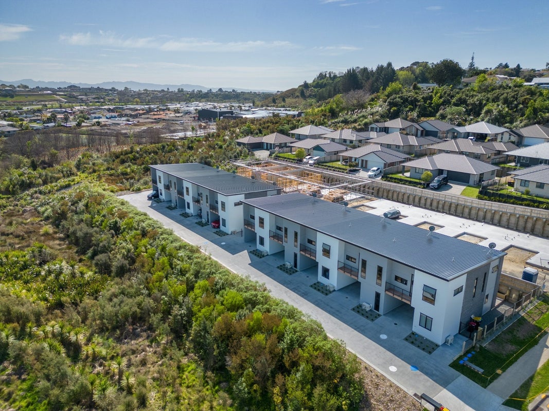 2 Equine Way, Brookfield, Tauranga, Bay Of Plenty - Carousel 8
