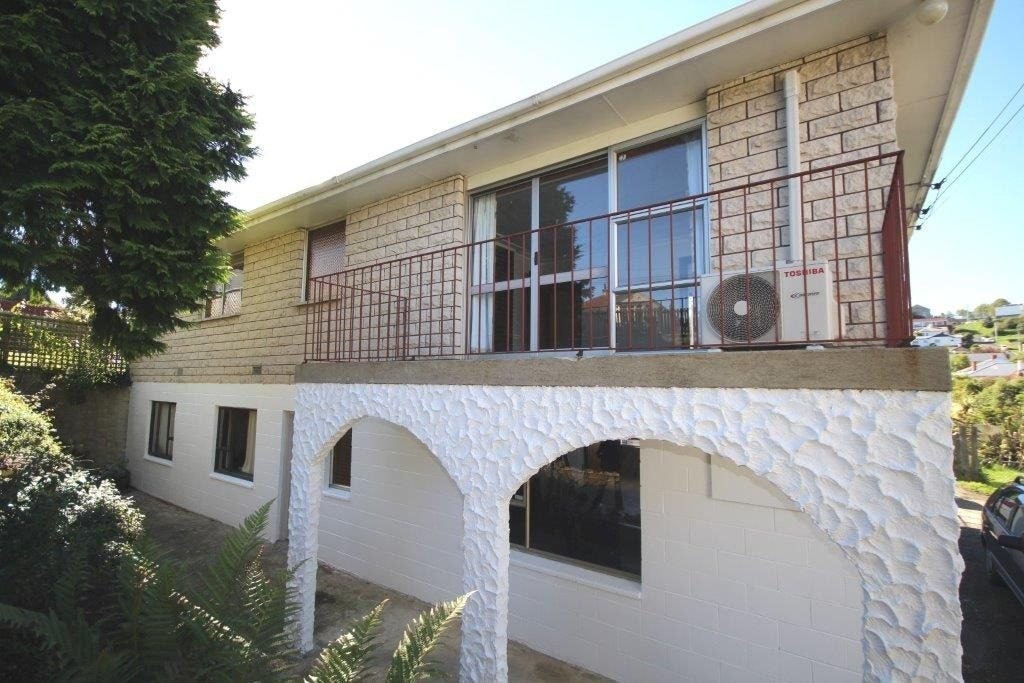 42 Nairn Street, Kaikorai, Dunedin - Carousel 1