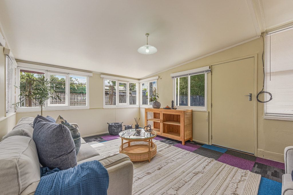 2/9A TITOKI ST, Stoke, NELSON - Carousel 2