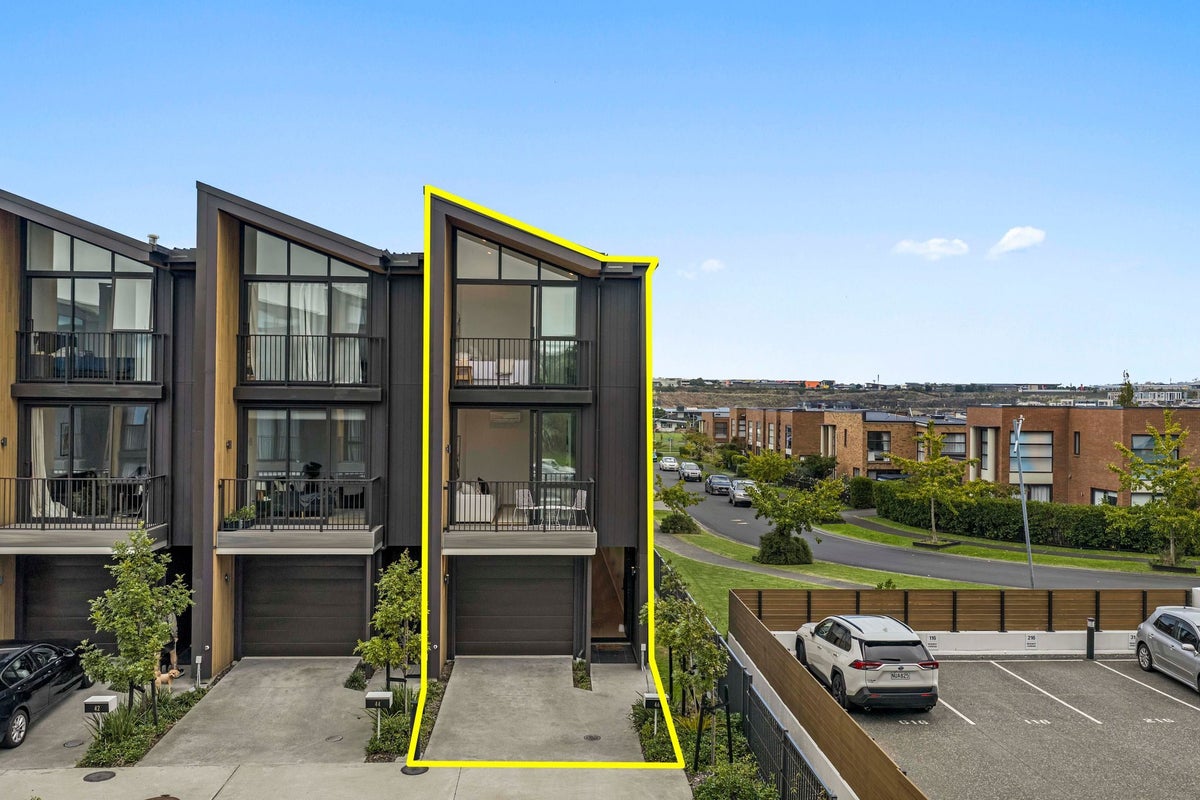 46 Amber Court, Stonefields, Auckland - Carousel 1