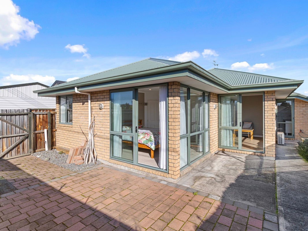1/385 Barrington Street, Spreydon, Christchurch - Carousel 1