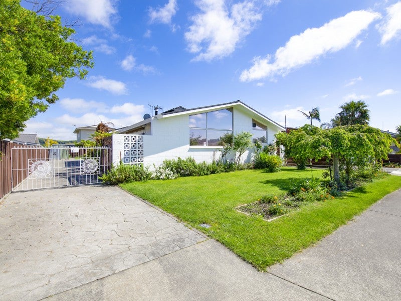 1/20 Bowling Road, Greenmeadows, Napier - Carousel 1