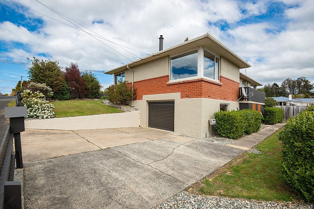 5 Flower Street, Fairfield, Dunedin - Carousel 12