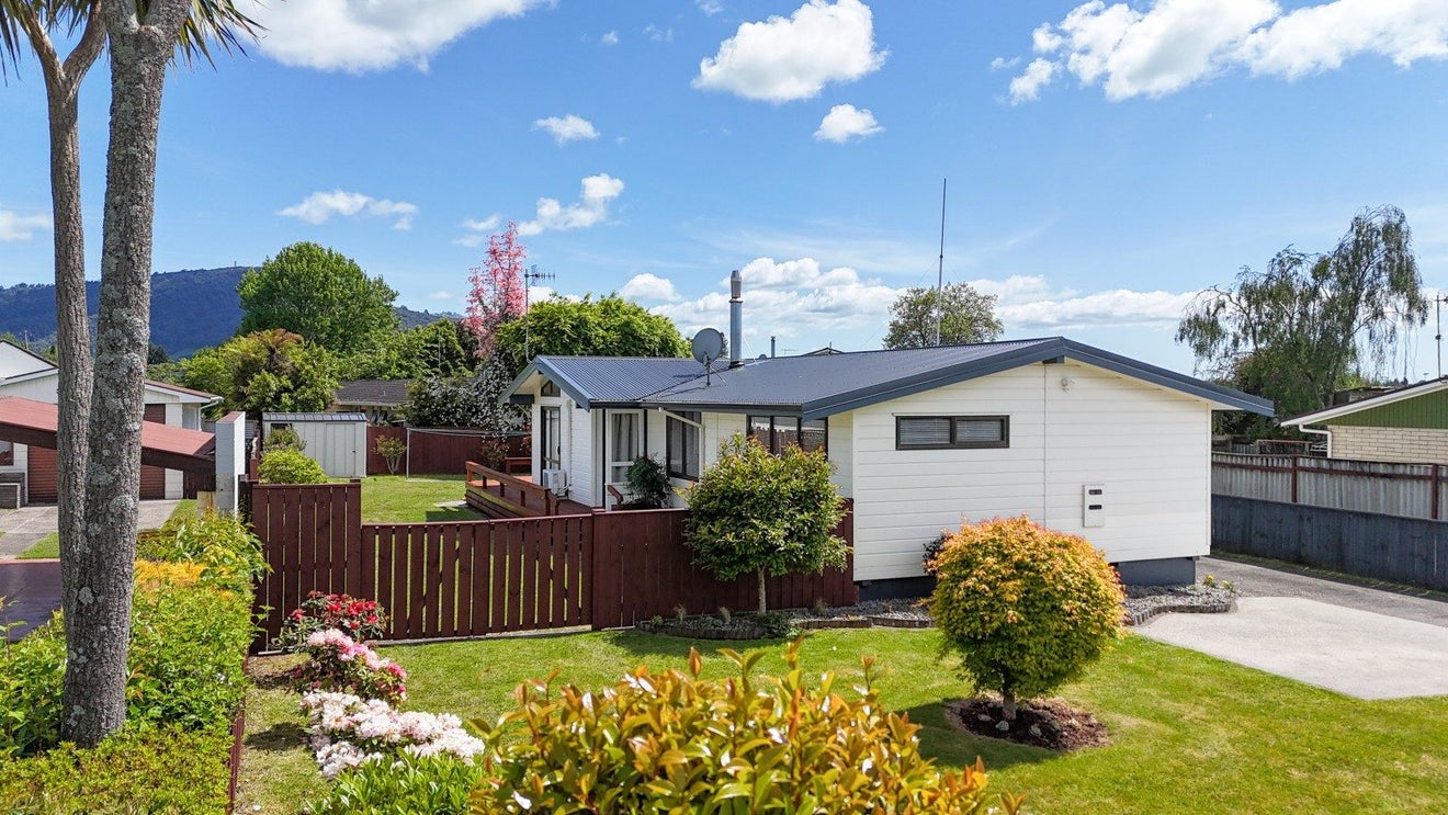 36 Neri Crescent, Pomare, Rotorua - Carousel 1