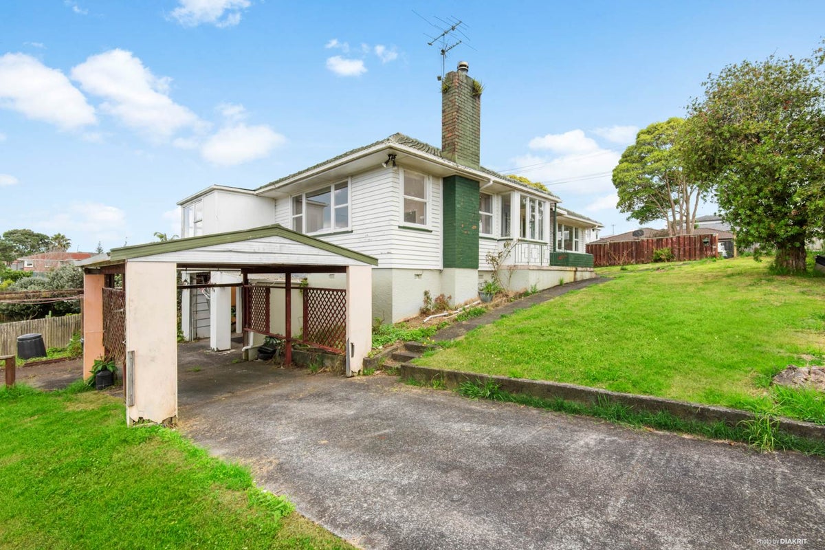 24 Exminster Street, Blockhouse Bay, Auckland - Carousel 2