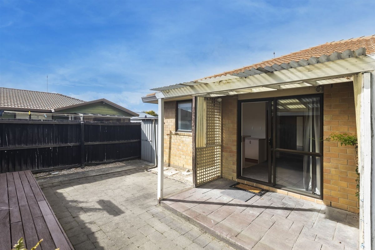 2/361 Main South Road, Hornby, Christchurch - Carousel 14