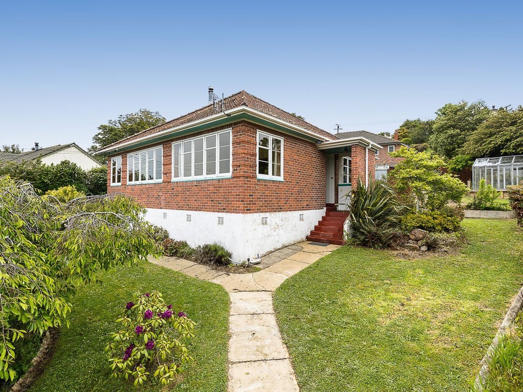 28 Mayfield Avenue, Wakari, Dunedin - Carousel 1