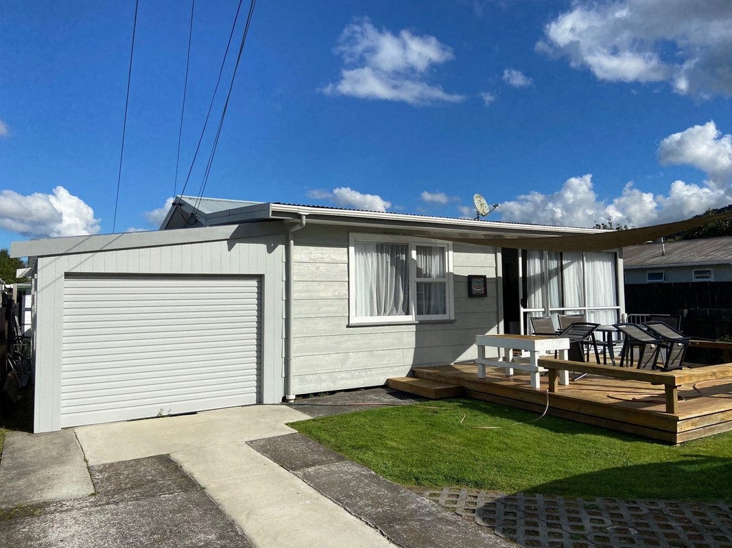 9A Kawaha Point Road, Fairy Springs, Rotorua - Carousel 1