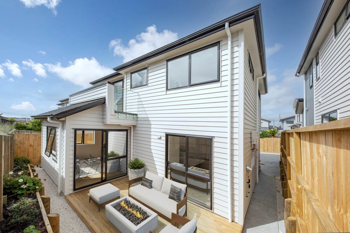 16C Lyndhurst Street, Wai o Taiki Bay, Auckland - Carousel 2