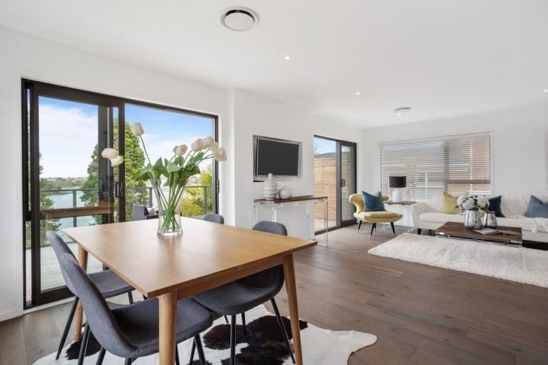 1/27 Waitemata Road, Hauraki, Auckland - Carousel 2