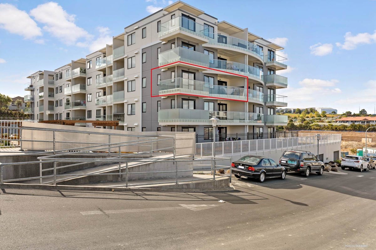 202/46 Rosedale Road, Rosedale, Auckland - Carousel 1