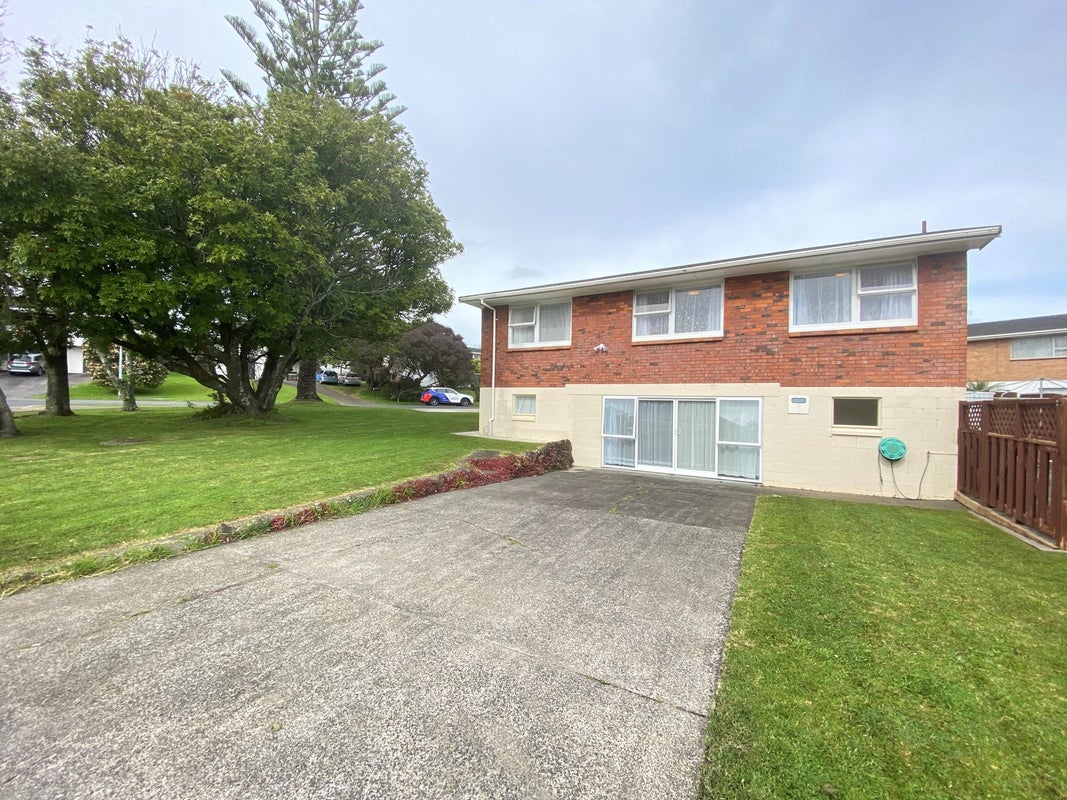 66 Willoughby Avenue, Howick, Auckland - Carousel 2