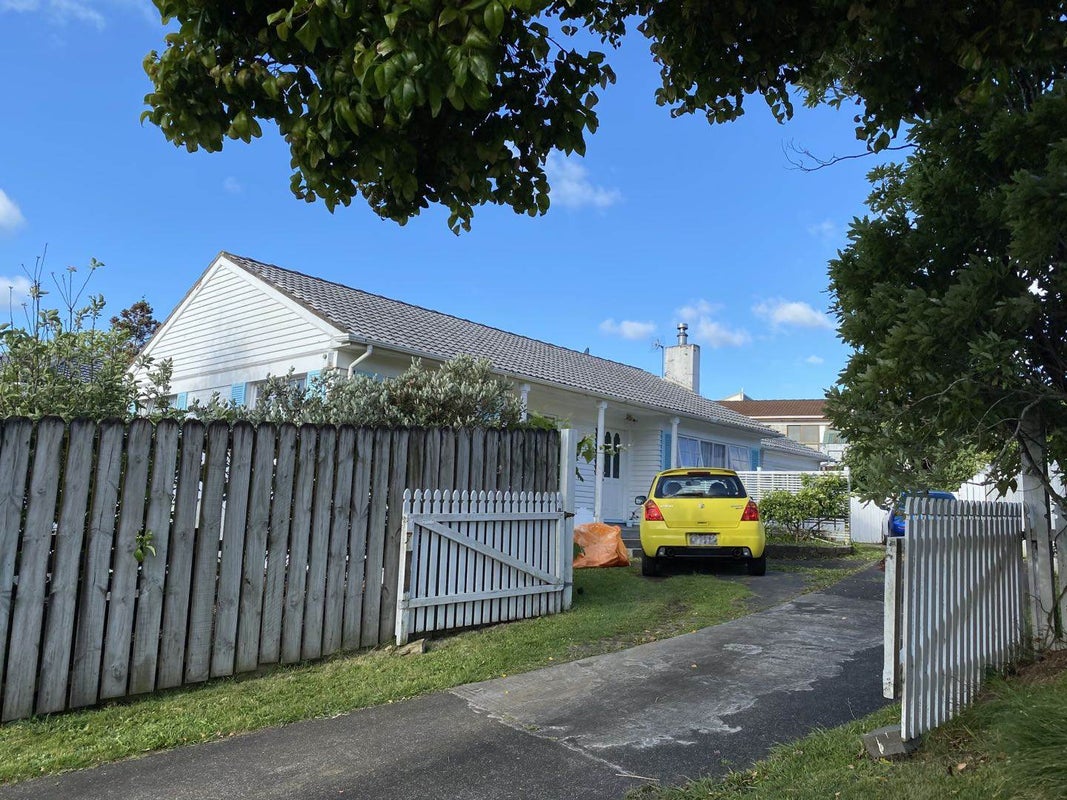 3 Stanniland Street, Sunnyhills, Auckland - Carousel 1