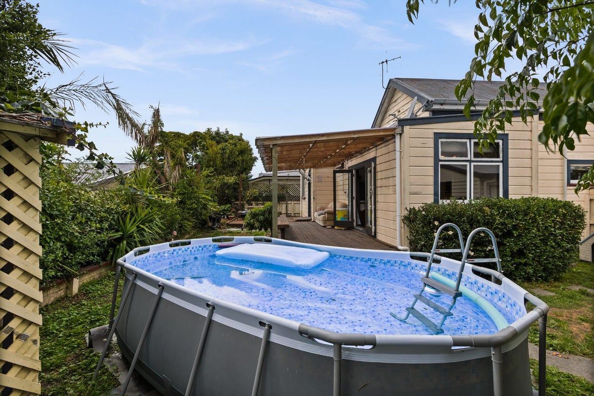 209 Lascelles Street, Saint Leonards, Hastings - Carousel 12