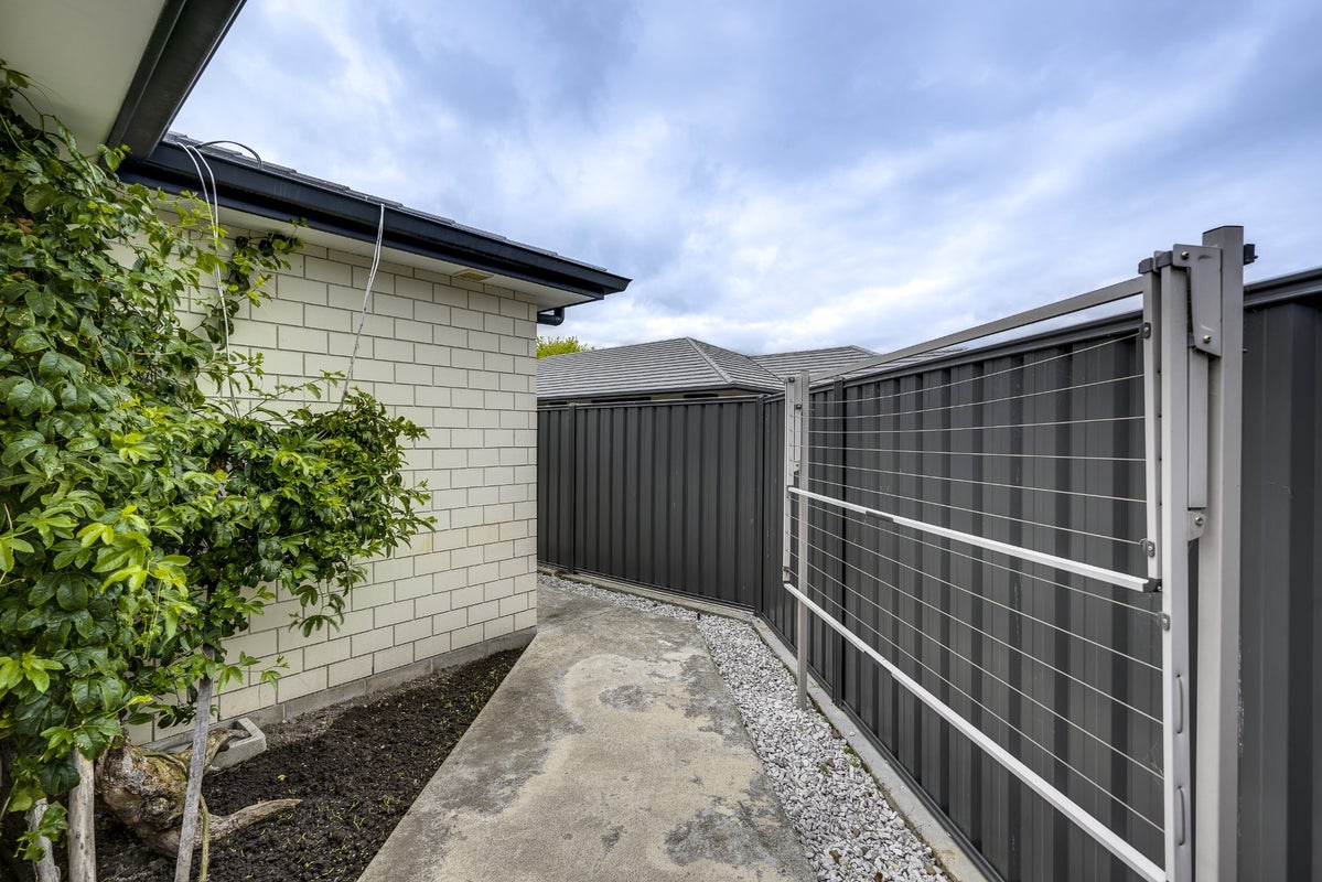 93 King Street, Taradale, Napier - Carousel 16
