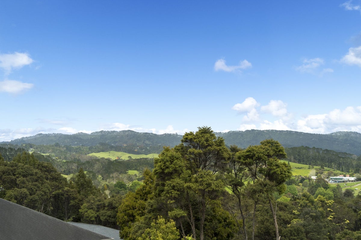 79 San Valentino Drive, Henderson, Auckland - Carousel 37
