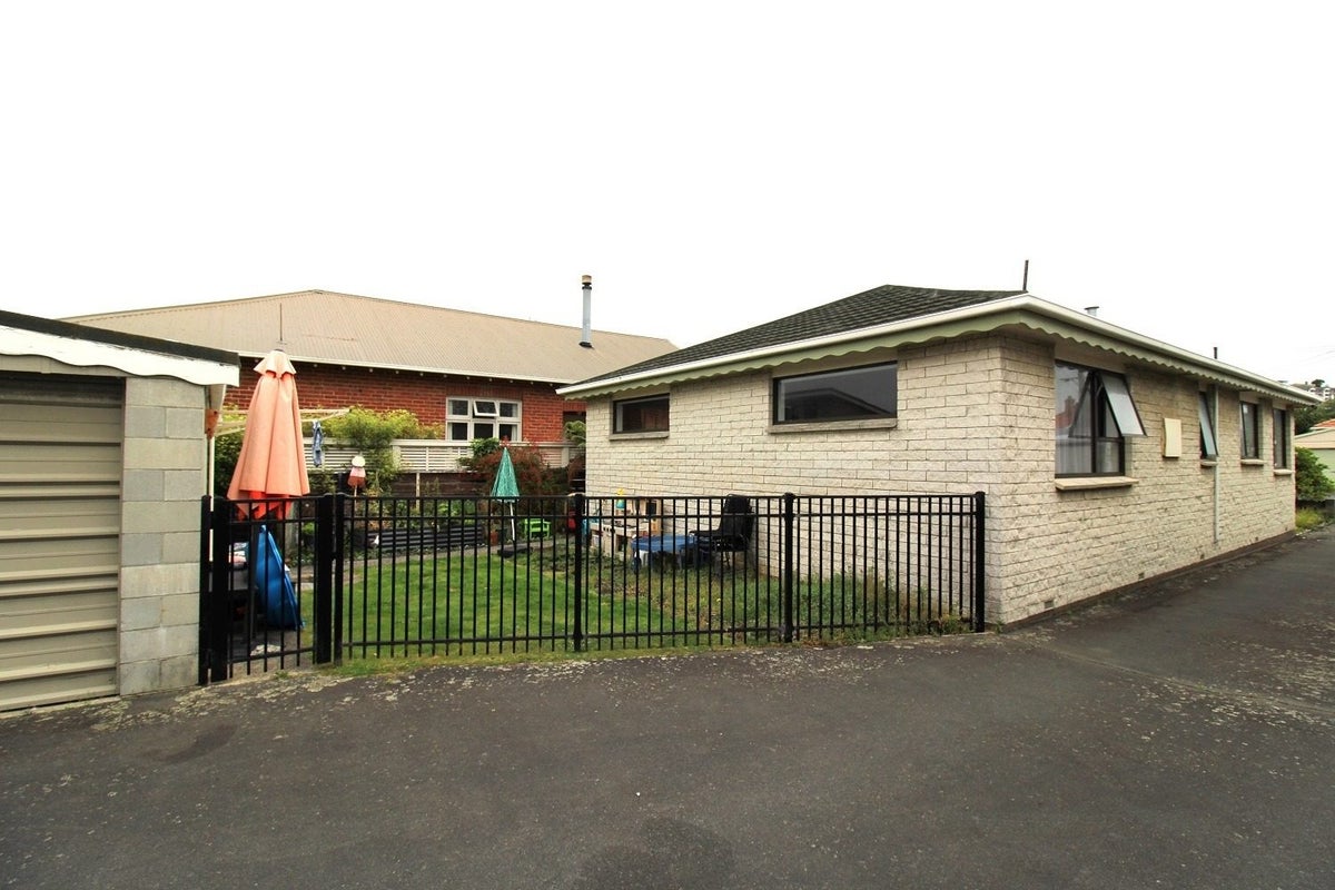26A Coughtrey Street, Saint Clair, Dunedin - Carousel 14