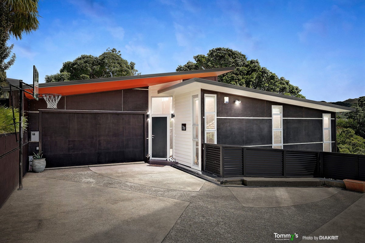 30B Kaihuia Street, Northland, Wellington - Carousel 19