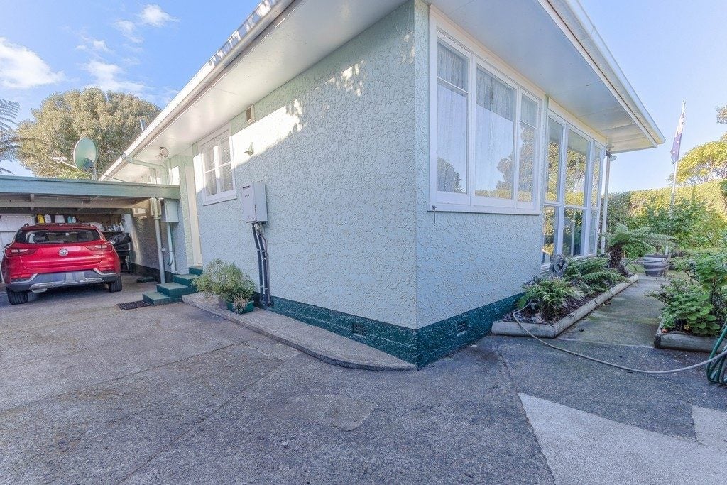 2 Kuaka Place, Castlecliff, Whanganui - Carousel 20