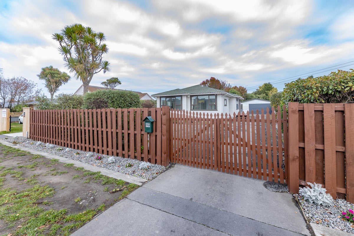 127 Marshland Road, Shirley, Christchurch - Carousel 1