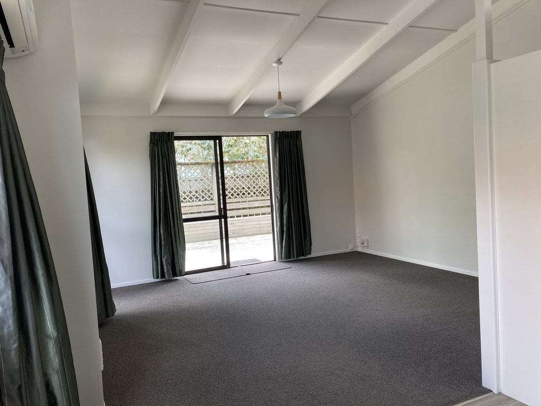 28A Casey Avenue, Fairfield, Hamilton - Carousel 2