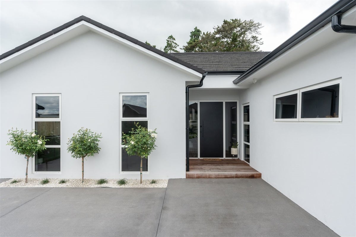 34 The Meadows Drive, Flagstaff, Hamilton - Carousel 2