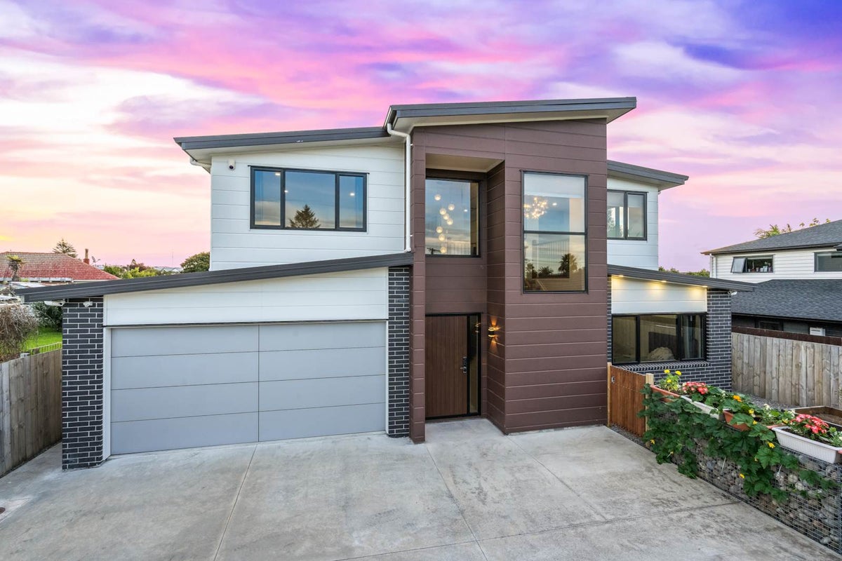 604a Te Atatu Rd, Te Atatu Peninsula, Auckland - Carousel 1