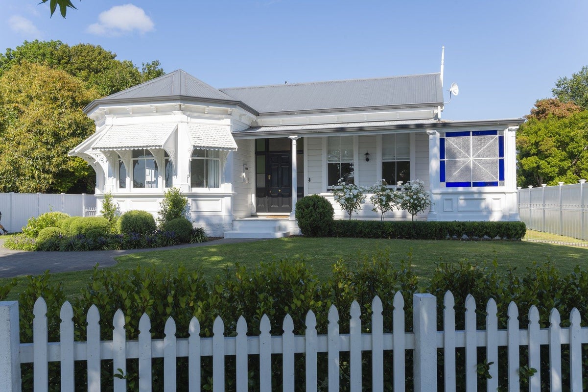 46 Stout Street, Whataupoko, Gisborne - Carousel 50