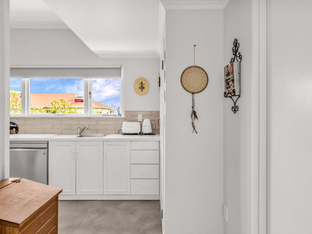 2C Saint Leonard Street, Saint Johns Hill, Whanganui - Carousel 2