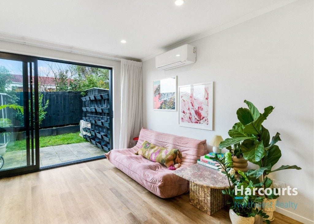 5 Wharara Lane, Massey, Auckland - Carousel 2