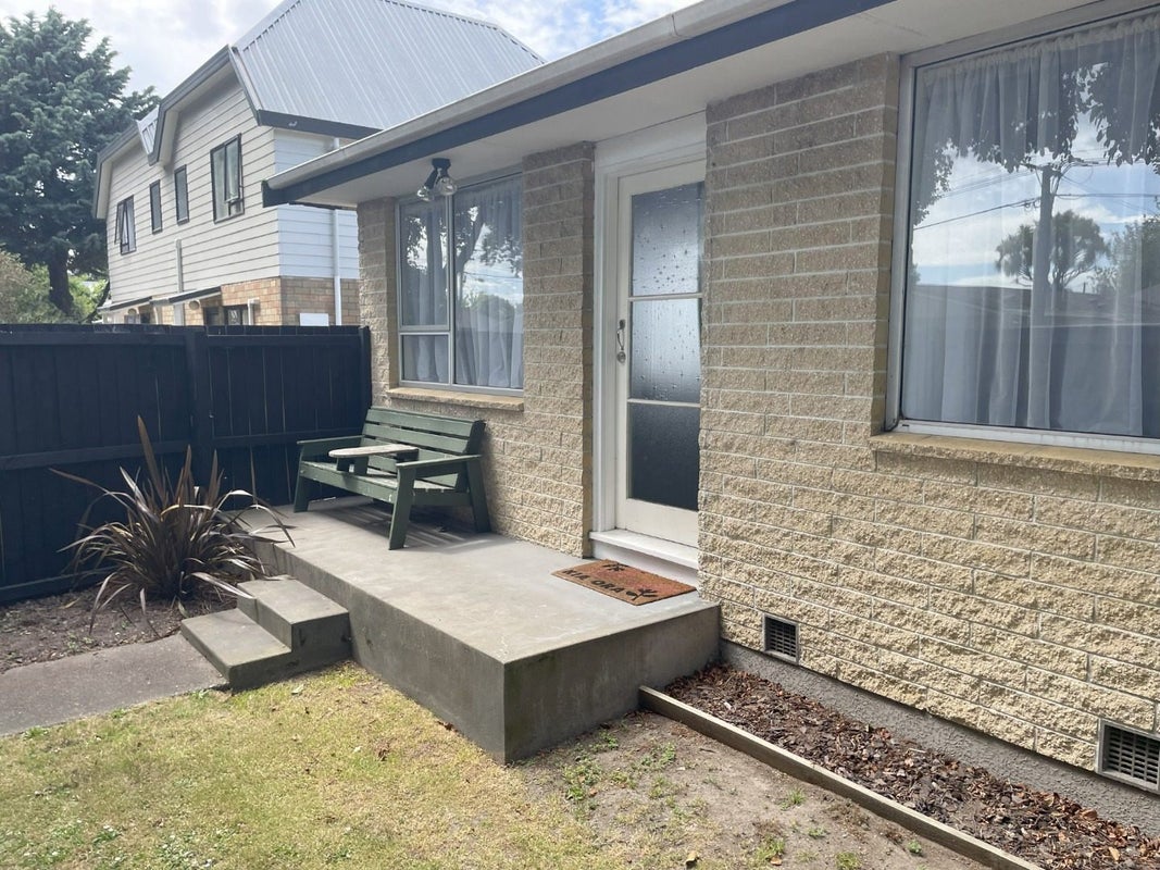 2/100 Poulson Street, Addington, Christchurch - Carousel 1
