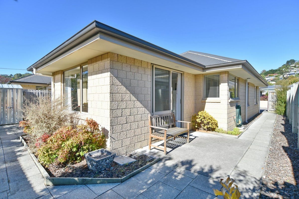 6B Albert Terrace, Saint Martins, Christchurch - Carousel 1