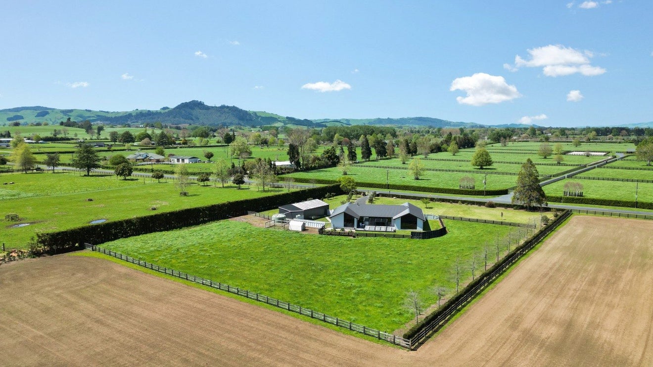 101 Bellevue Road, Matangi, Hamilton - Carousel 28