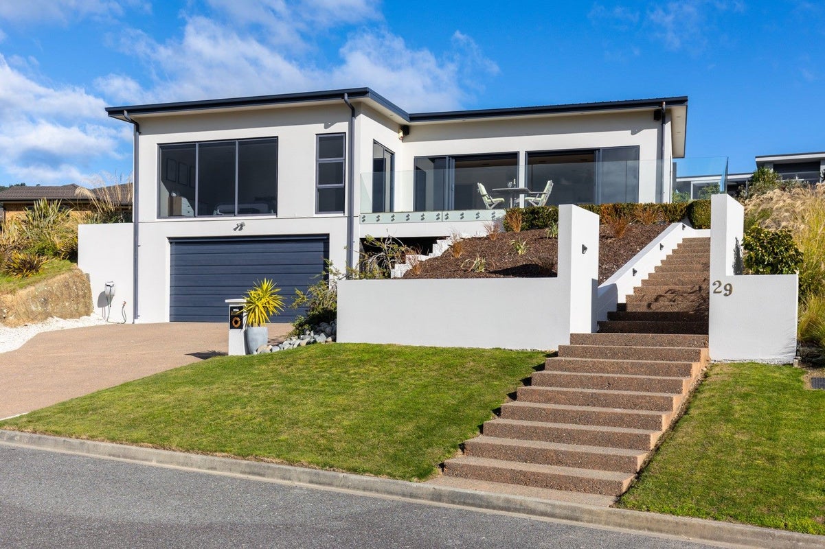 29 Harbour View Heights, Picton - Carousel 2