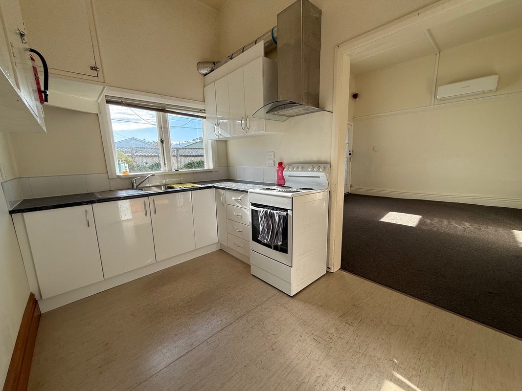 92 Park Road, Miramar, Wellington - Carousel 2