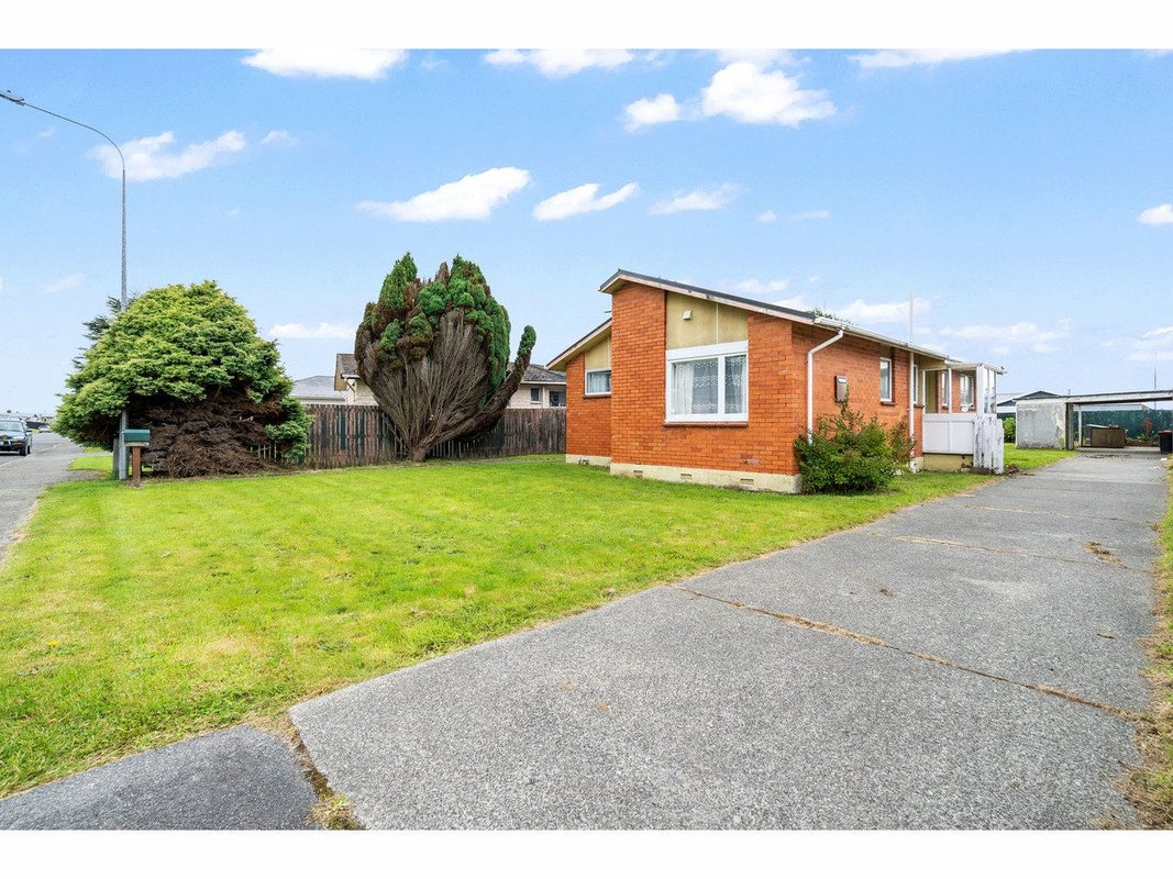 71 Lauder Crescent, Heidelberg, Invercargill - Carousel 1