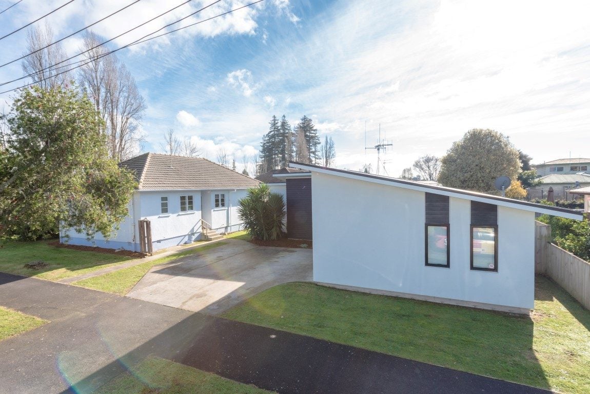 156 Fox Street, Hamilton East, Hamilton - Carousel 2