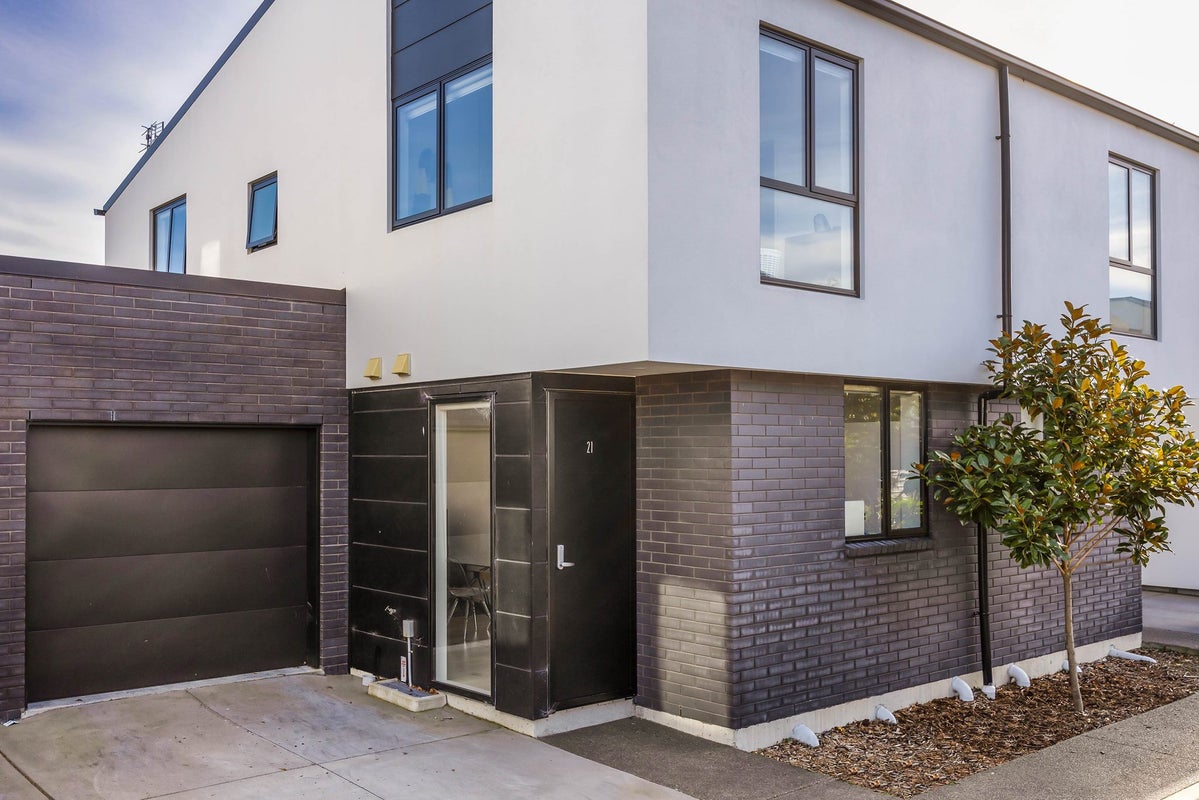 21 Verlamio Lane, Edgeware, Christchurch - Carousel 1