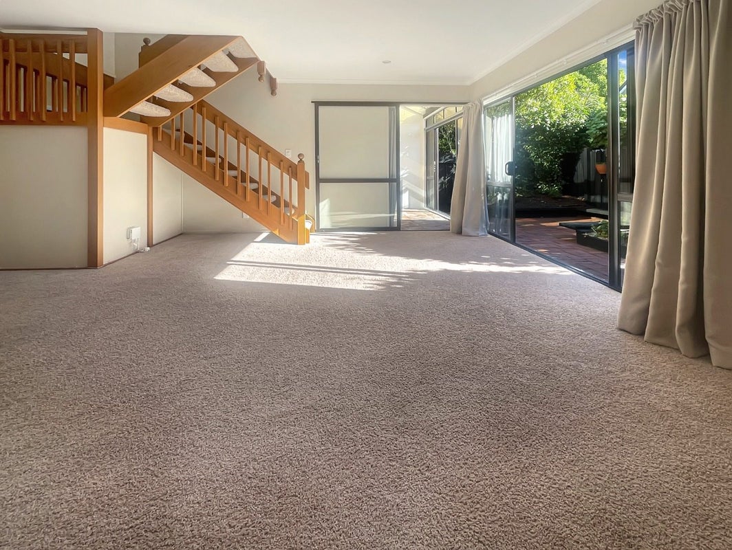 2/136 Karori Road, Karori, Wellington - Carousel 2