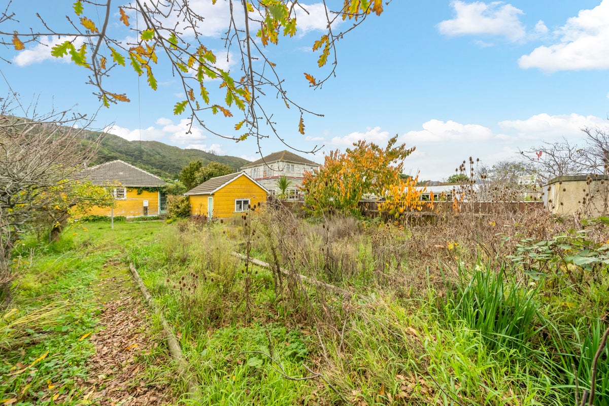 1177 High Street, Taita, Lower Hutt - Carousel 10
